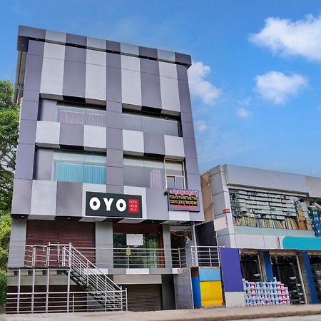Hotel O Gayathri Metro Deluxe Бангалор Экстерьер фото